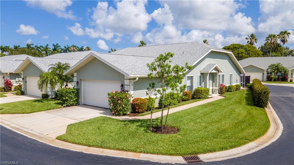 1745 Royal CIR 1702 NAPLES, FL 34112