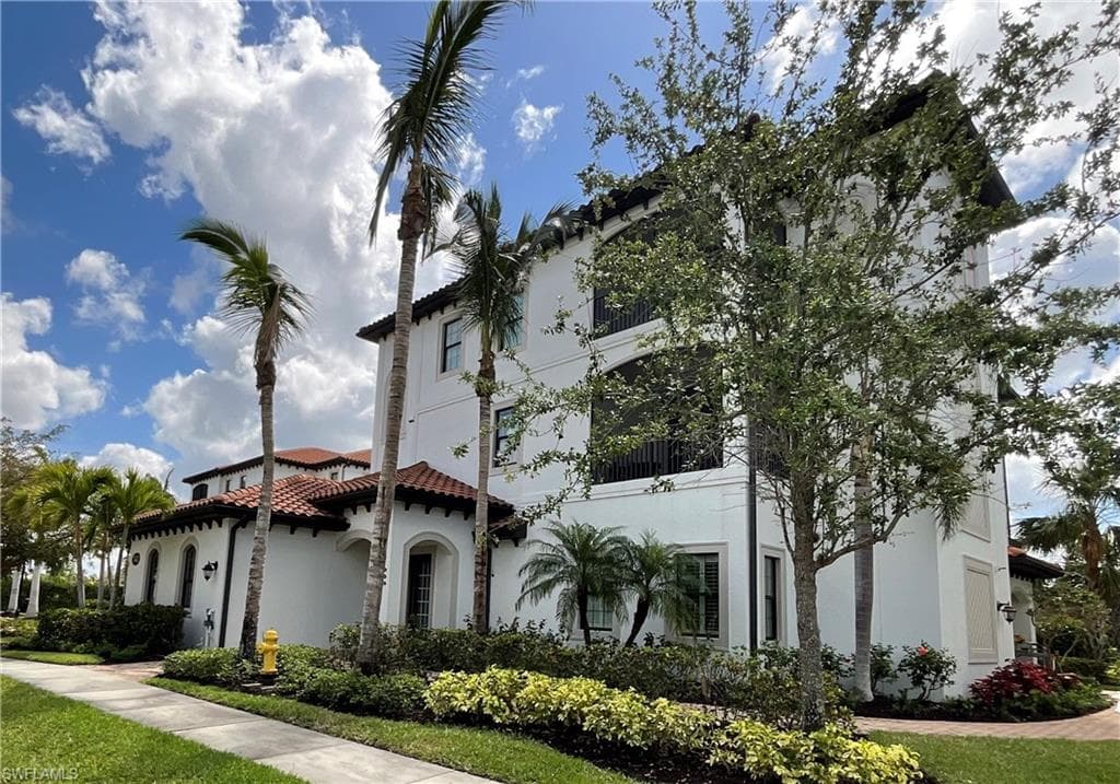 24421 Terzetto LN 201 BONITA SPRINGS, FL 34134