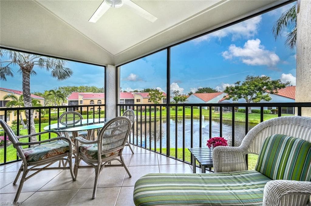 631 Beachwalk CIR F-204 NAPLES, FL 34108