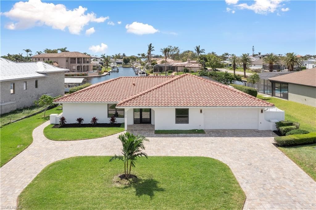 6610 Joanna CIR FORT MYERS, FL 33919