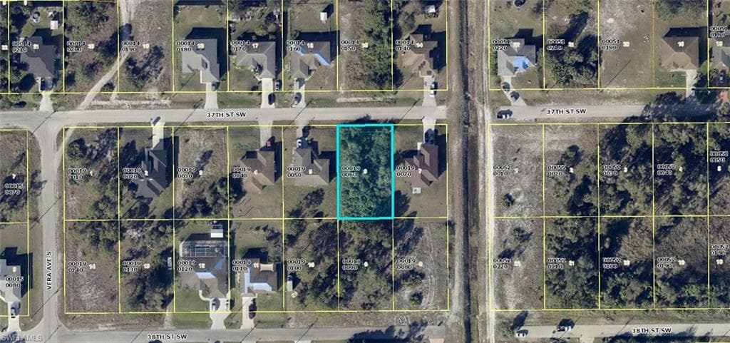 3503 37th ST SW LEHIGH ACRES, FL 33976