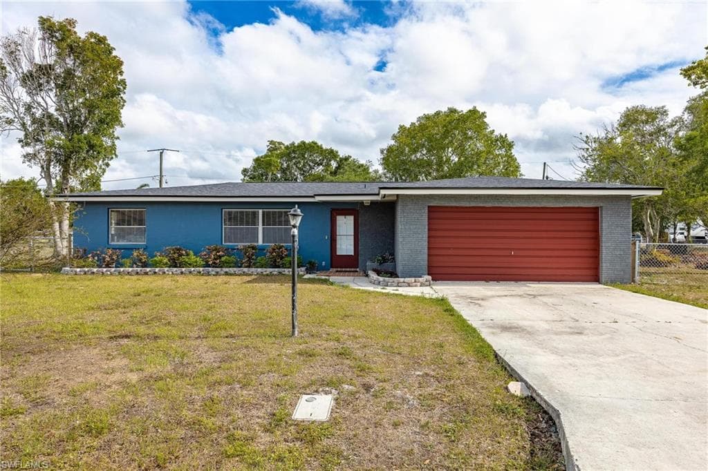 12319 2nd ST FORT MYERS, FL 33905