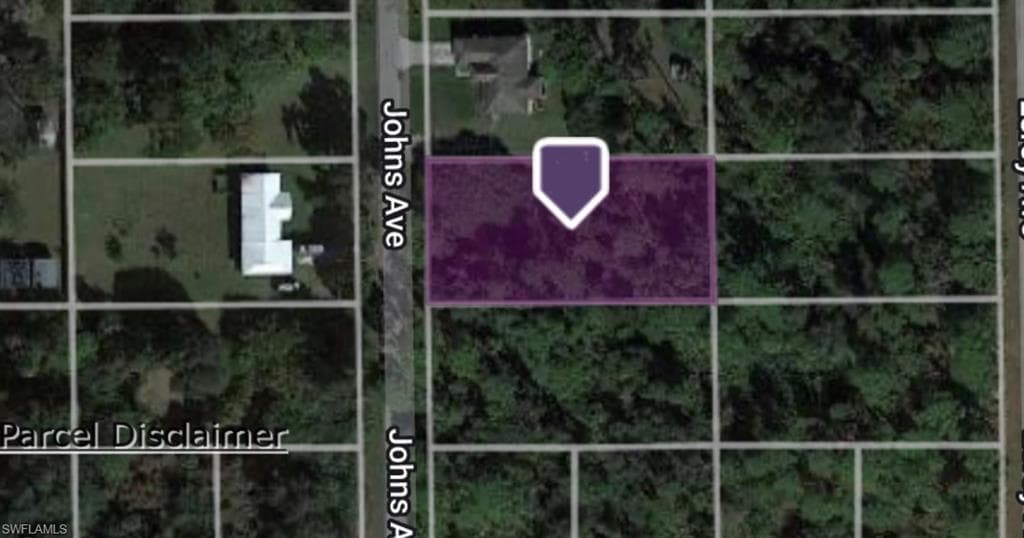 2004 Johns AVE ALVA, FL 33920