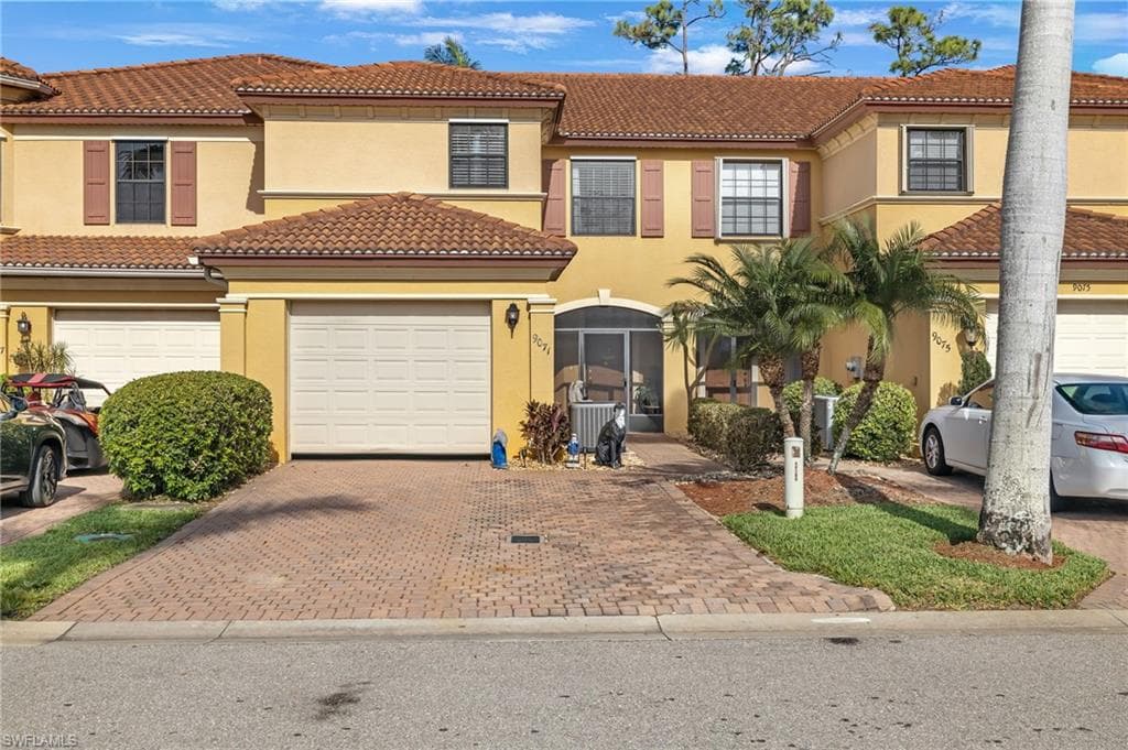 9071 Water Tupelo RD FORT MYERS, FL 33912