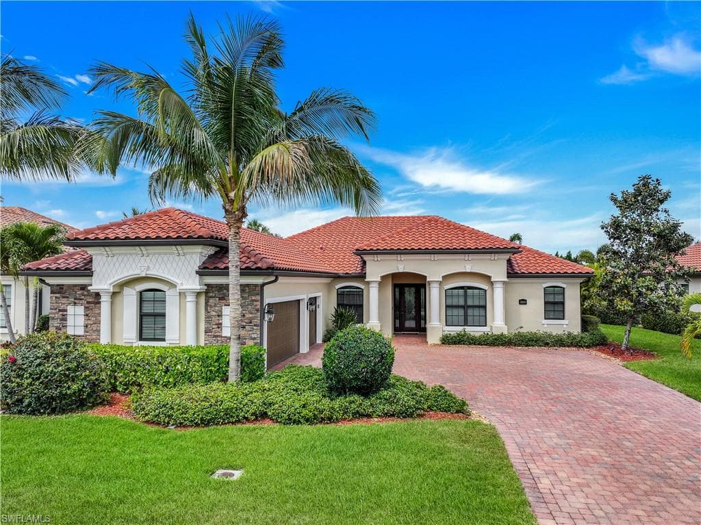 28600 Lisburn CT BONITA SPRINGS, FL 34135