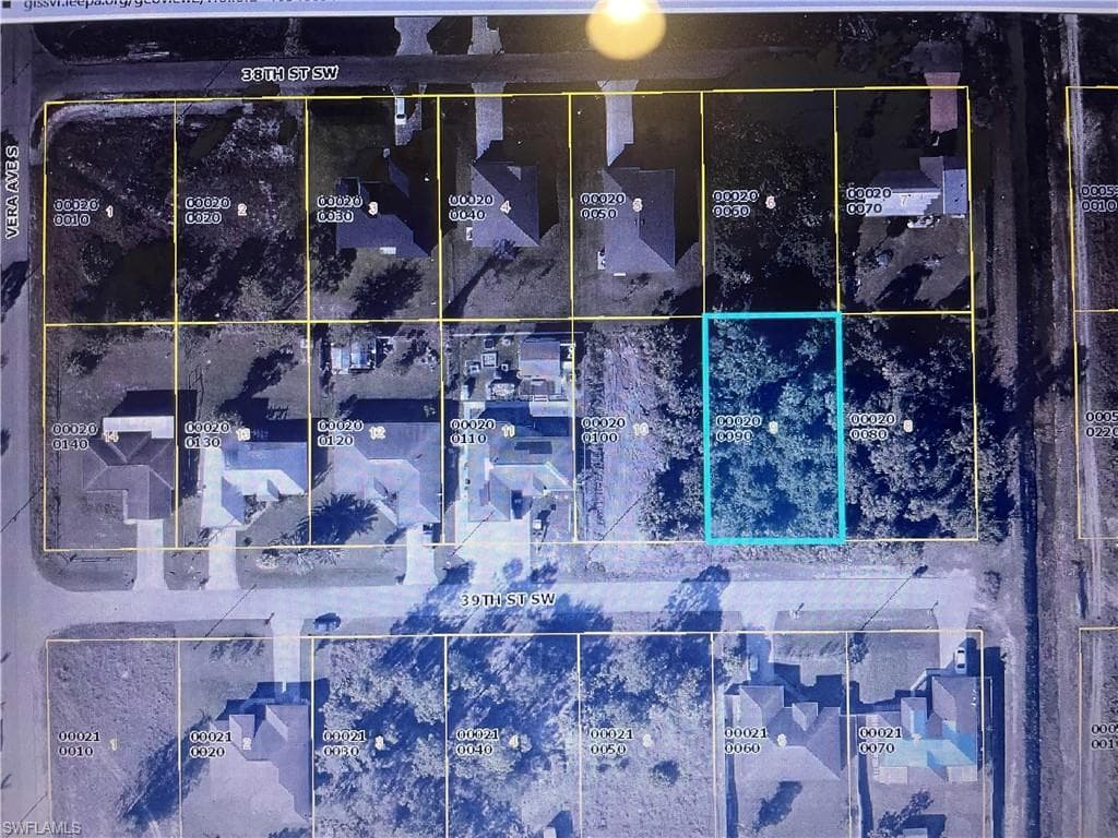 3502 39th ST SW LEHIGH ACRES, FL 33976