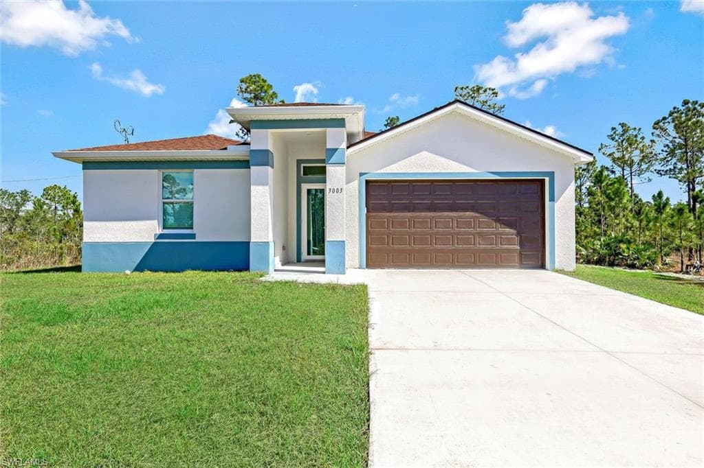 3003 11th ST LEHIGH ACRES, FL 33972