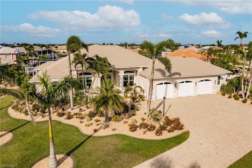 246 Freeport CT PUNTA GORDA, FL 33950
