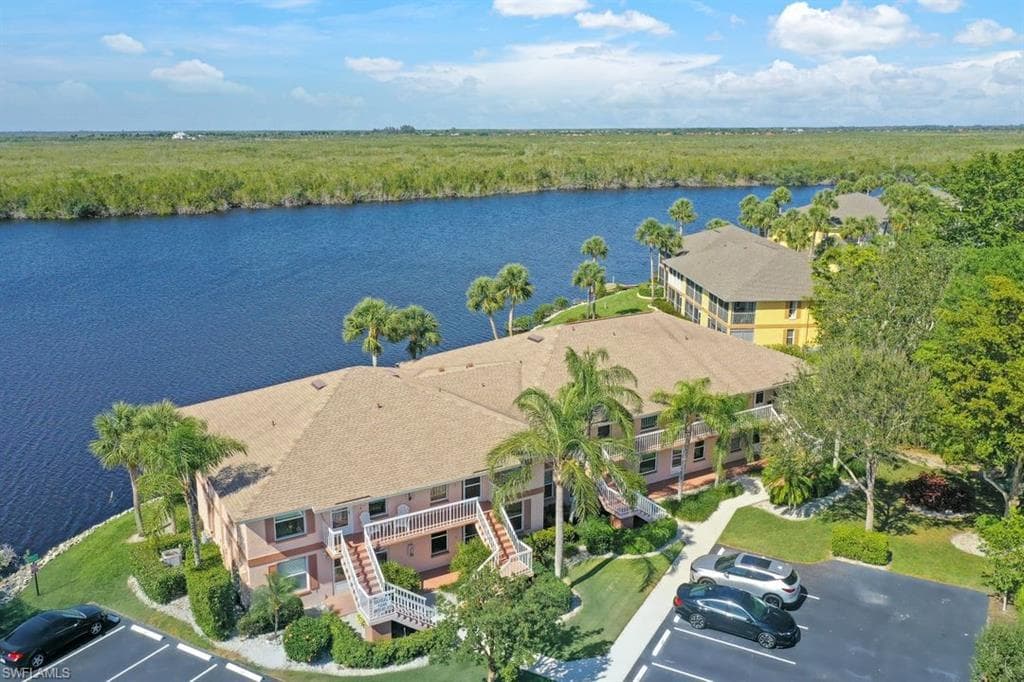 1045 Mainsail DR 402 NAPLES, FL 34114