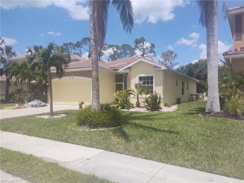 2718 Blue Cypress Lake CT CAPE CORAL, FL 33909