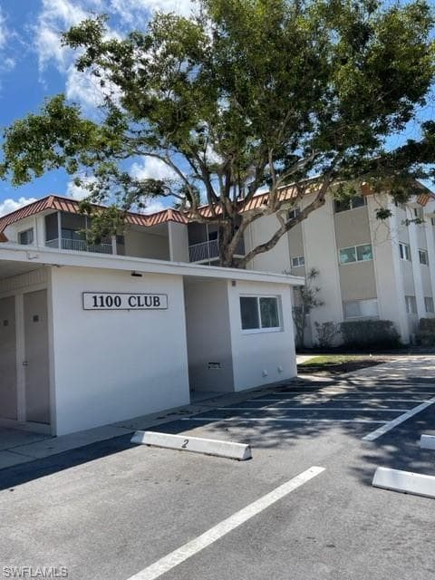 1100 Gulf Shore BLVD N 103 NAPLES, FL 34102