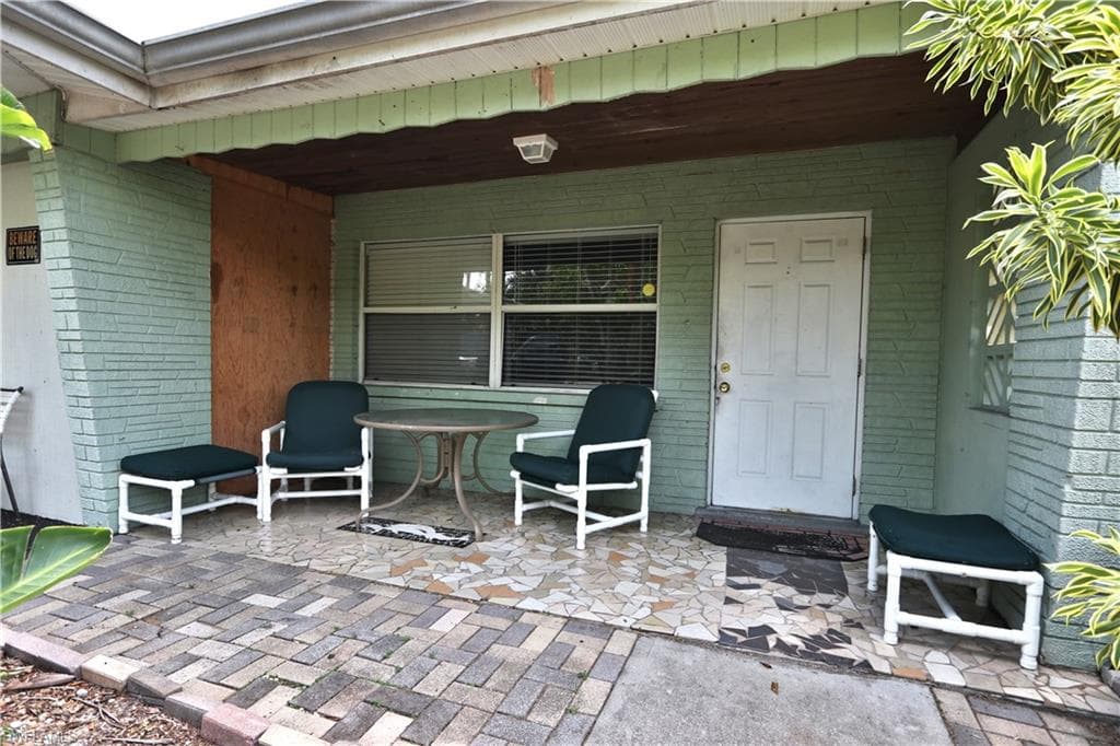 1689 Daniels DR NORTH FORT MYERS, FL 33917