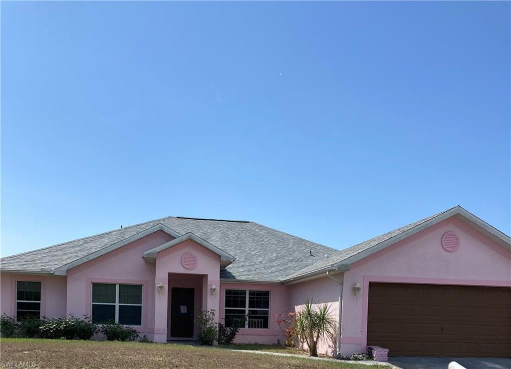 3019 6th ST W LEHIGH ACRES, FL 33971