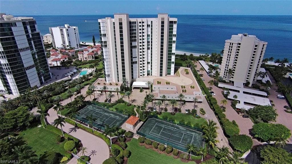 3991 Gulf Shore BLVD N 703 NAPLES, FL 34103