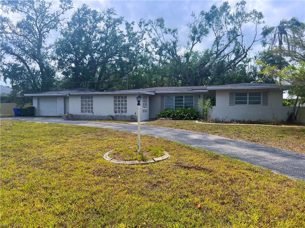 6361 Saint Andrews CIR S FORT MYERS, FL 33919