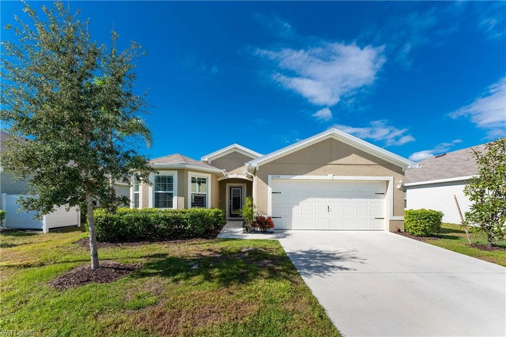 25337 E Lenox CIR PUNTA GORDA, FL 33950