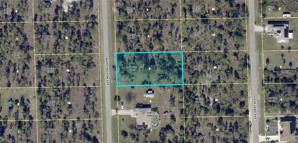 1014 Washington AVE LEHIGH ACRES, FL 33972