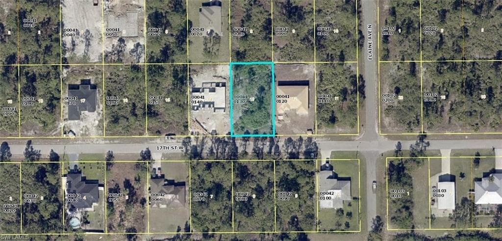 2704 17th ST W LEHIGH ACRES, FL 33971