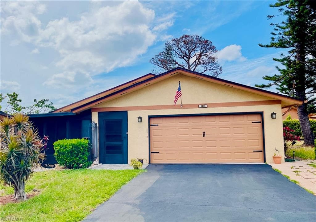 6515 Royal Woods DR FORT MYERS, FL 33908