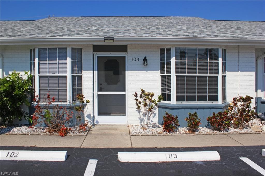 3720 Santa Barbara BLVD 103 CAPE CORAL, FL 33914