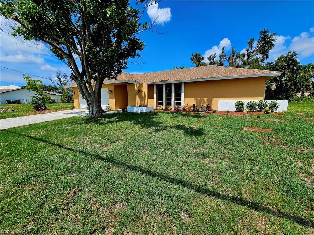 1722 SW 15th AVE CAPE CORAL, FL 33991
