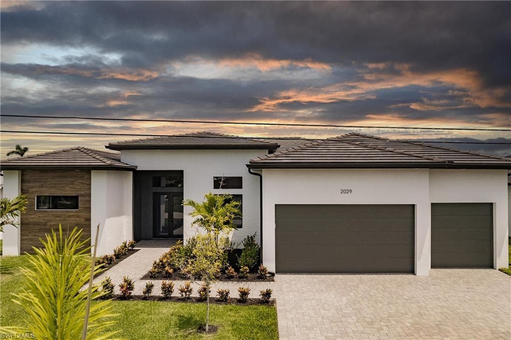 2029 SW 31 TER CAPE CORAL, FL 33914