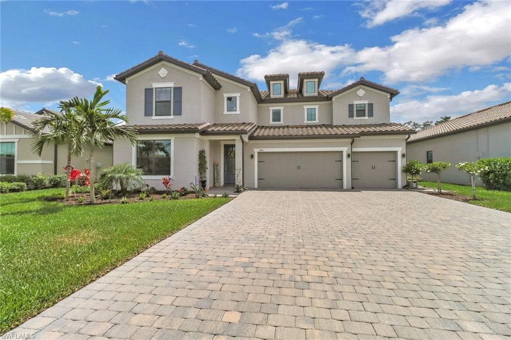 19194 Elston WAY ESTERO, FL 33928