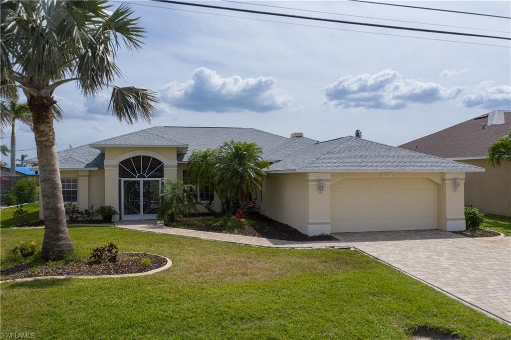 142 SE 29th ST CAPE CORAL, FL 33904