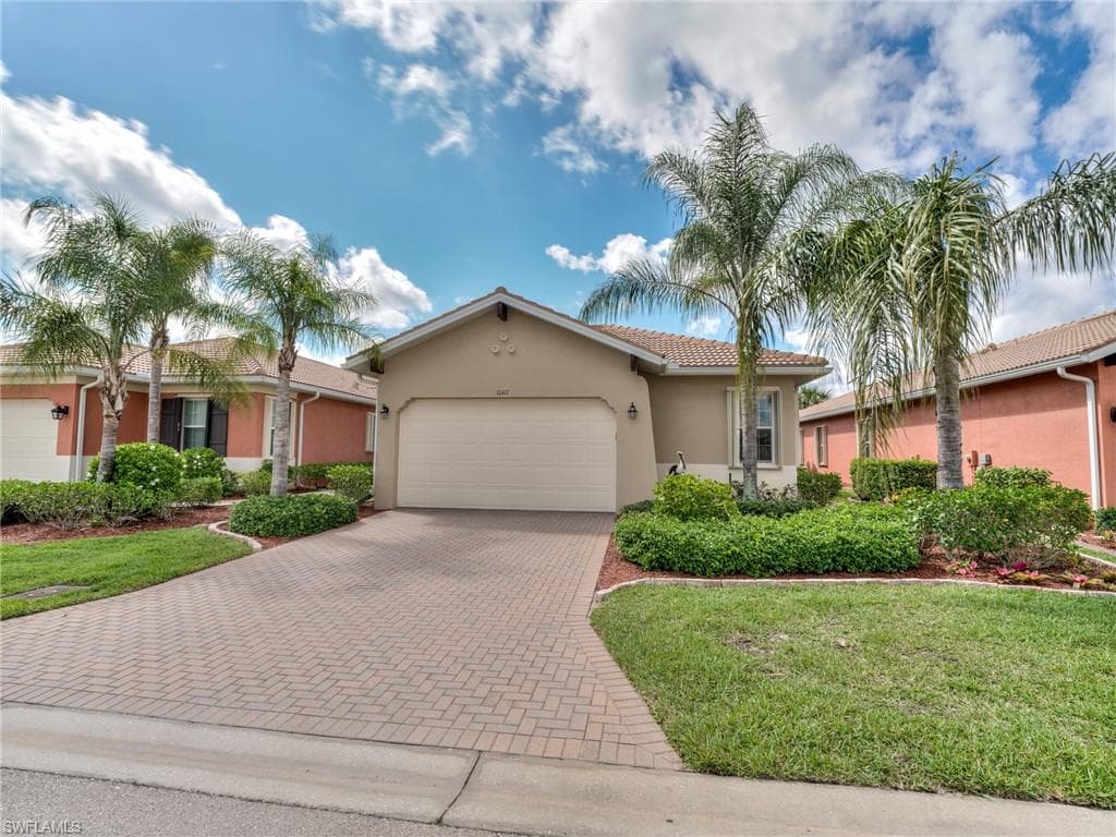 10417 Materita DR FORT MYERS, FL 33913