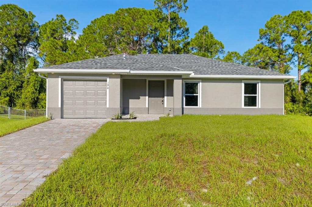 716 Foxtail ST E LEHIGH ACRES, FL 33974