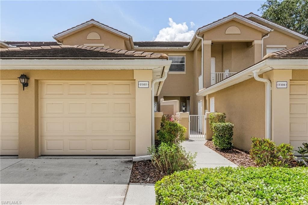12080 Summergate CIR 103 FORT MYERS, FL 33913
