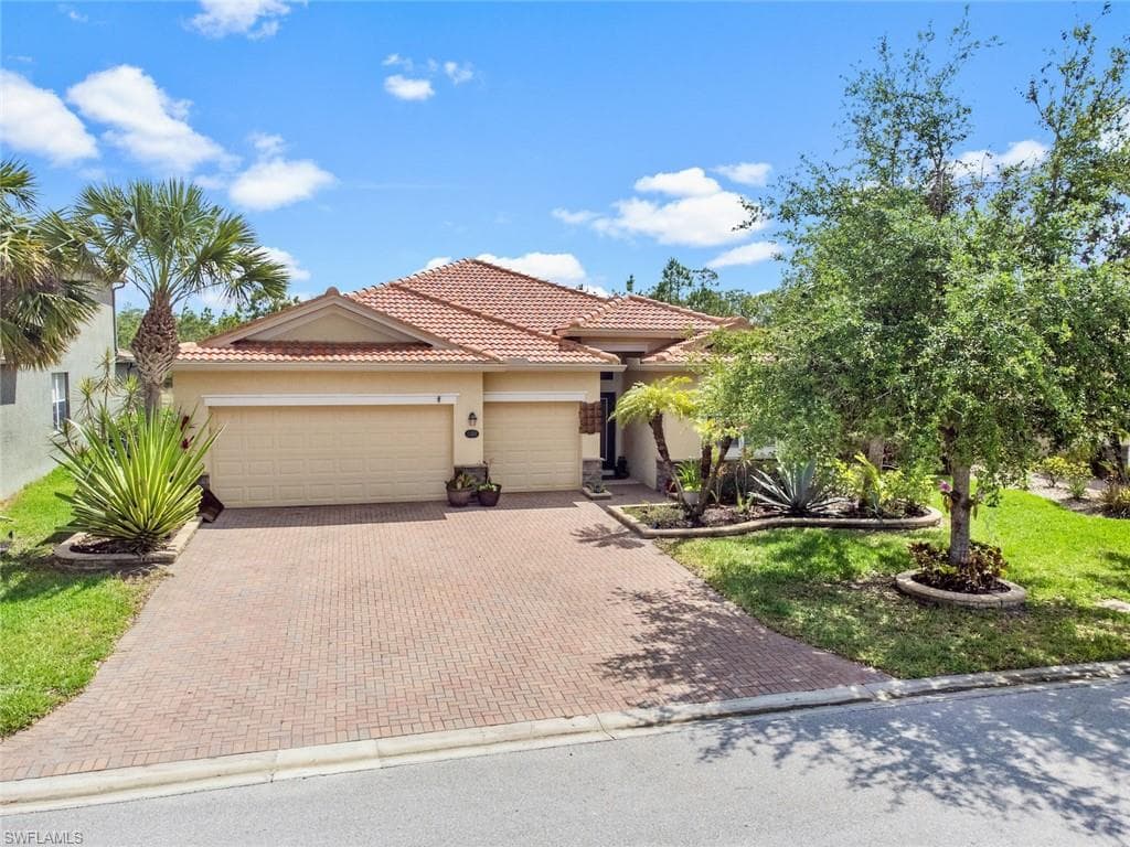 21592 Bella Terra BLVD ESTERO, FL 33928