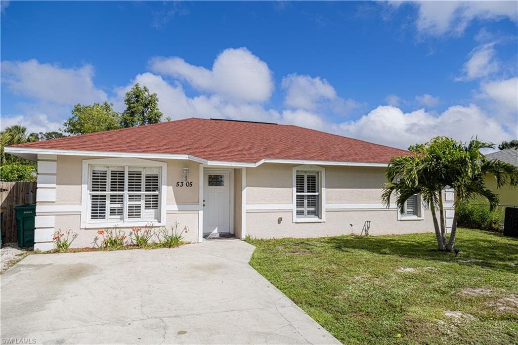 5305 CARLTON ST NAPLES, FL 34113
