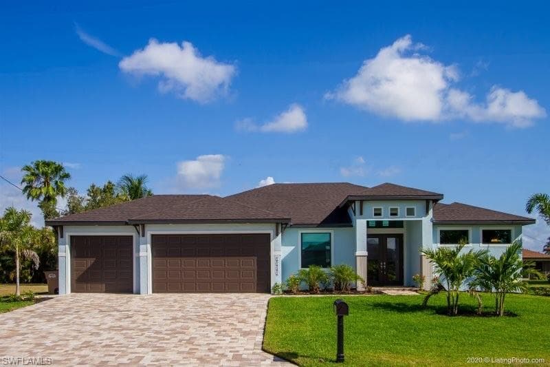 1143 SE 29th ST CAPE CORAL, FL 33904