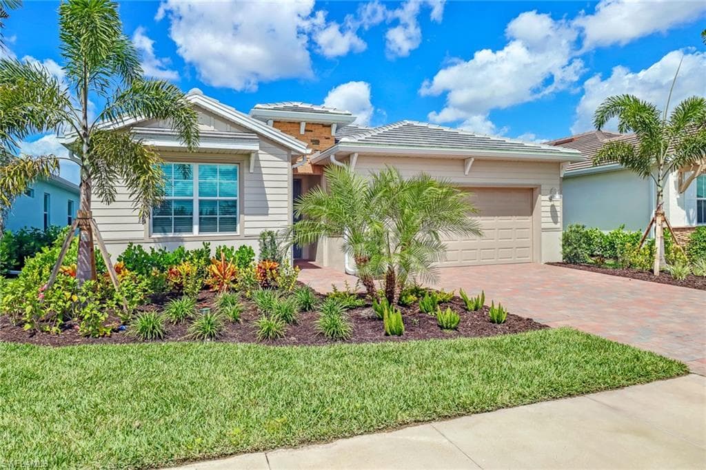 317 Spiaggio CT NAPLES, FL 34114