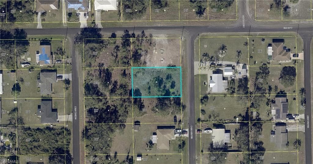 207 Gilbert AVE N LEHIGH ACRES, FL 33971
