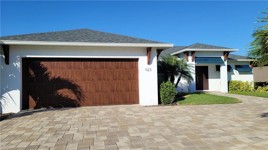 923 SW 36th TER CAPE CORAL, FL 33914