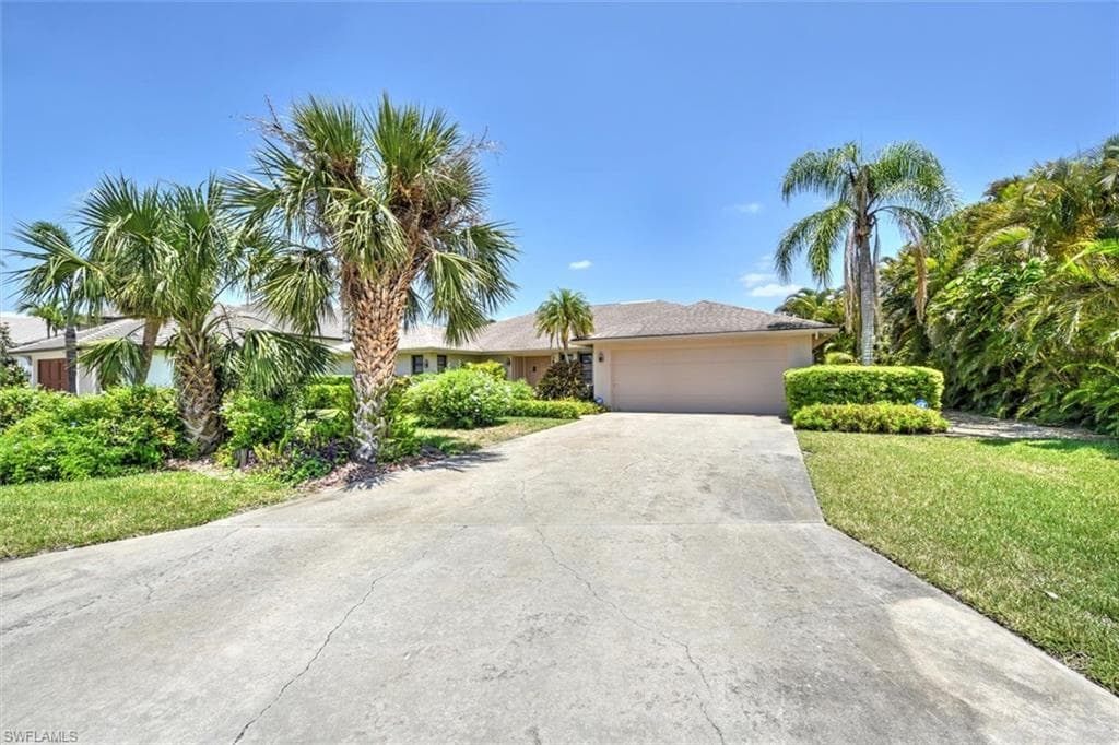 6816 Danah CT FORT MYERS, FL 33908