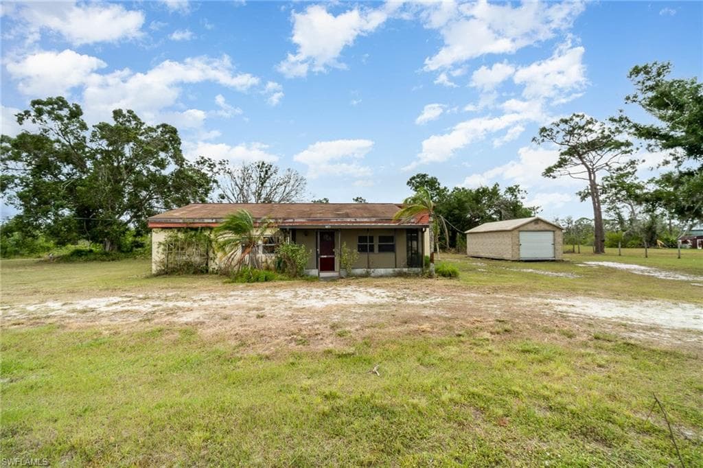 2099 Summerall RD LABELLE, FL 33935
