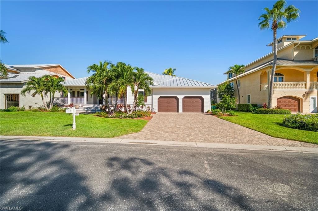 227 Dolphin Cove CT BONITA SPRINGS, FL 34134
