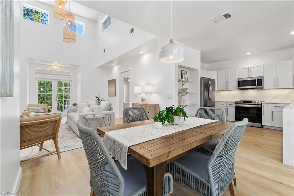 24099 Rodas DR BONITA SPRINGS, FL 34135