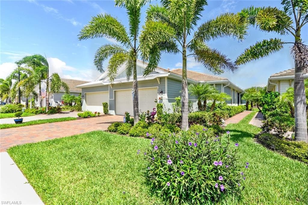 14687 Edgewater CIR NAPLES, FL 34114