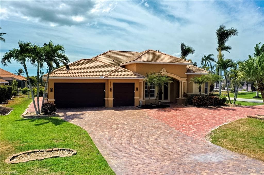 2850 SW 50th TER CAPE CORAL, FL 33914