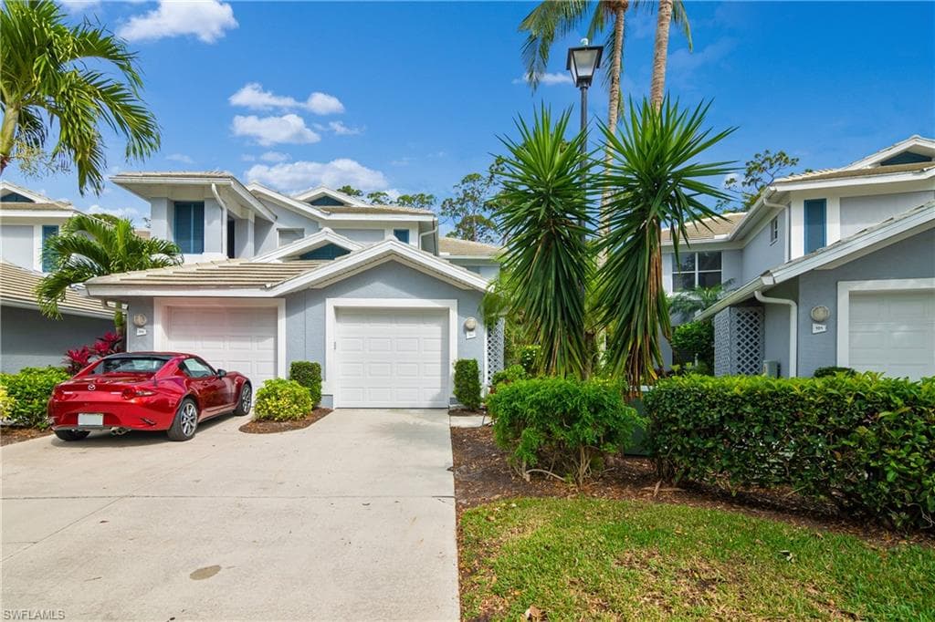 730 Tarpon Cove DR 103 NAPLES, FL 34110