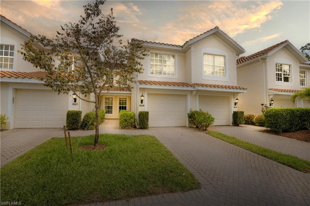 1280 Henley ST 1606 NAPLES, FL 34105