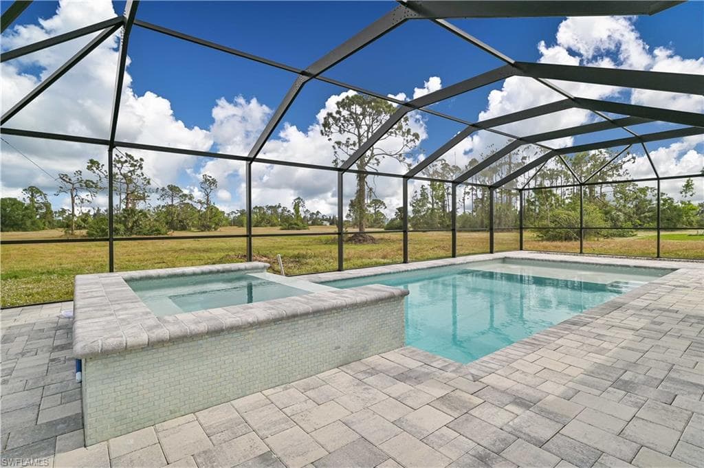 3915 NE 17th AVE CAPE CORAL, FL 33909