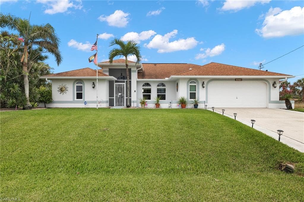2616 NE 20th CT CAPE CORAL, FL 33909