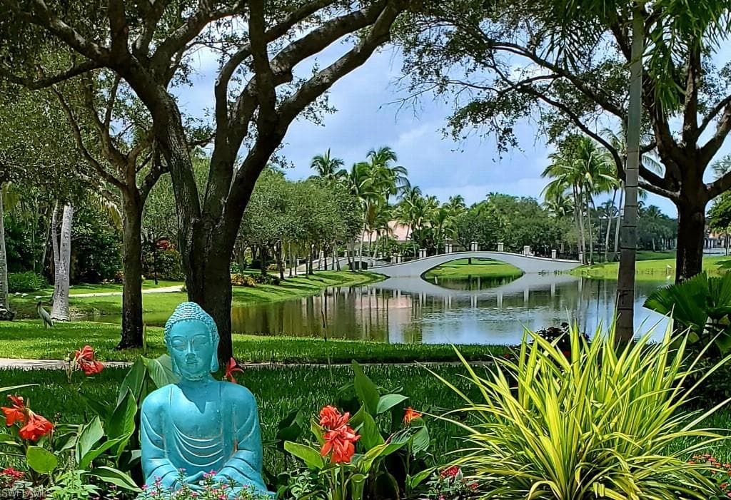 4370 Queen Elizabeth WAY NAPLES, FL 34119