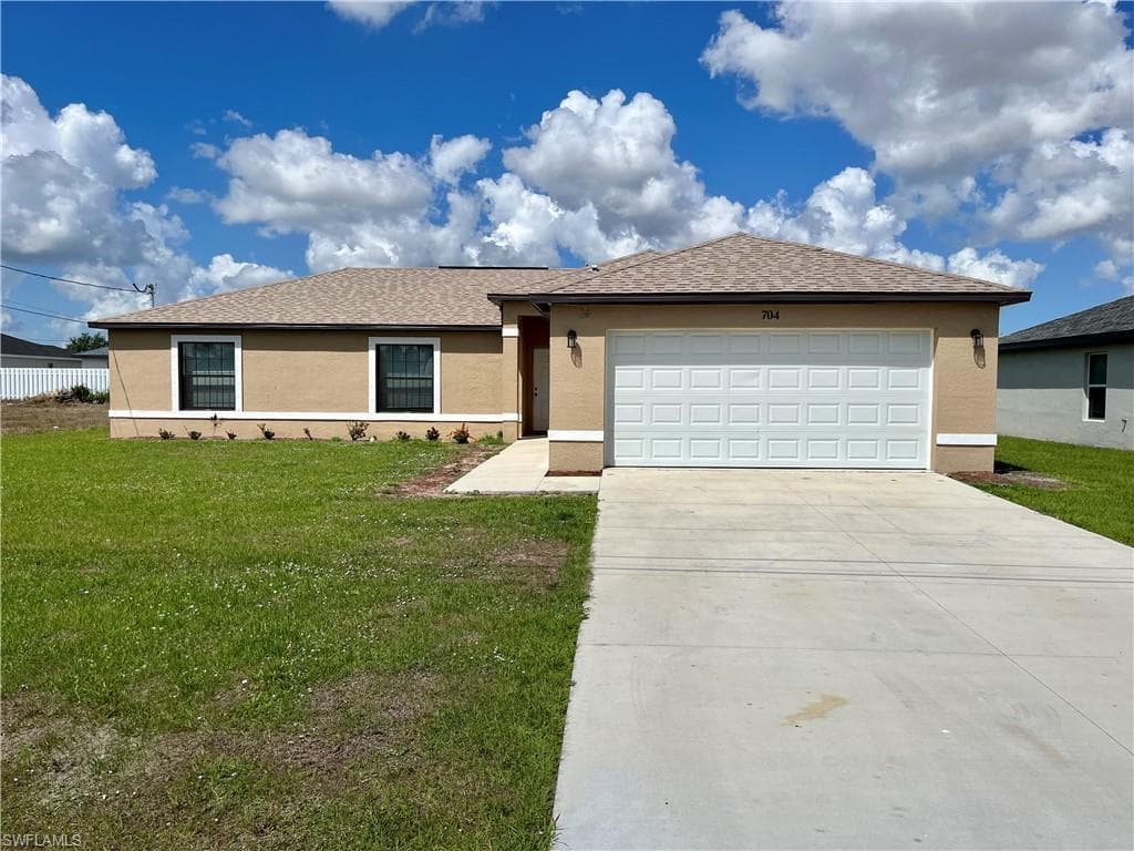 704 2nd PL CAPE CORAL, FL 33909