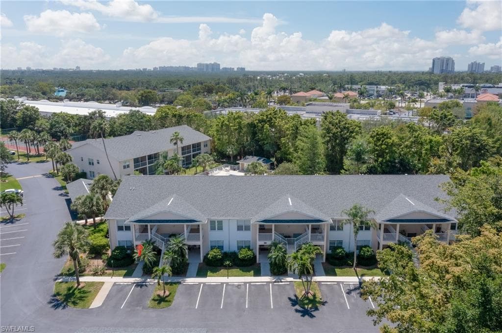1215 Sarah Jean CIR J-201 NAPLES, FL 34110